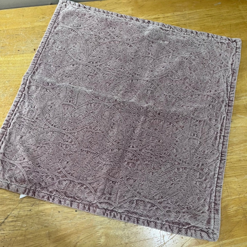 Pottery Barn Mauve Jacquard Damask 20x20 Pillow Cover Boho Traditional Rose